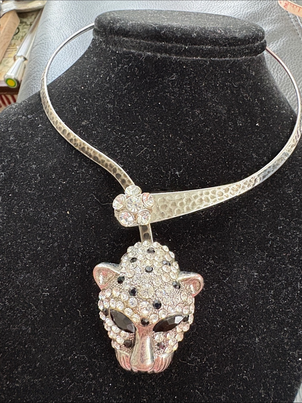 Vintage Crystal Panther Pendant Collar Hammered Silver Colour Necklace